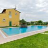 Отель Vibrant Holiday Home in Lazise With Swimming Pool Near Lake, фото 13