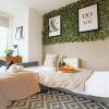 Отель Luxury 1 Bedroom Hub Apartment - Central MK - Free Parking & Smart TV by Yoko Property, фото 14