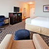 Отель Holiday Inn Express Hotel & Suites Clovis, фото 5