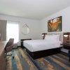 Отель La Quinta Inn & Suites By Wyndham Galt, фото 47
