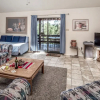 Отель Kizzy's Kove - Two Bedroom Cabin, фото 14