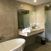 Отель Thanh Binh Riverside Hotel, фото 8
