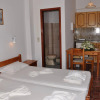 Отель Haralambos Apartments, фото 4