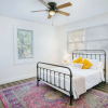 Отель Impressive Cozy Historic 2BR Apt 201 Near Downtown, фото 4