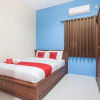 Отель RedDoorz near Universitas Wijaya Kusuma, фото 14