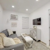 Отель Cozy 1 BR W Parking Space, Near Beach - 5, фото 4