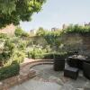 Отель Town House with Garden, фото 19