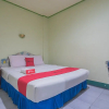 Отель RedDoorz near Tugu Naga Singkawang, фото 7