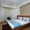 Отель OYO 10672 Hotel Riviera, фото 6