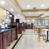 Отель Comfort Suites Topeka Northwest, фото 18