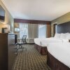 Отель Quality Inn & Suites Downtown, фото 17