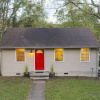 Отель Quaint Music City Bungalow Retreat, фото 17