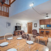 Отель Mountain House East by AvantStay Close to the Slopes and Town, фото 8