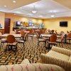 Отель HOLIDAY INN EXPRESS & SUITES MALVERN, фото 13
