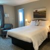 Отель Country Squire Inn and Suites, фото 36
