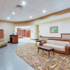 Отель La Quinta Inn & Suites Pittsburgh North/McKnight, фото 6