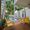 Отель Lighthouse Villa by Avantstay Walk to Southernmost Point w/ Private Pool & Patio Month Long Stays, фото 18