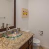 Отель Sleek 2BR Townhome Old Town by WanderJaunt, фото 11