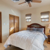 Отель Art Haven - Stylish Southwestern Comfort, Walk to The Plaza, фото 7
