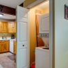 Отель Bartlett Townhome w/ Balcony: 1 Mi to Ski Resort!, фото 4