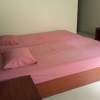 Отель OYO 92861 Raya Guest House Syariah, фото 1