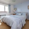 Отель Spacious Holiday Home for six at the Edge of the Beach Resort Abersoch, фото 7