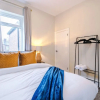 Отель Salford Sanctuary 5 Bed House, фото 5