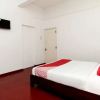 Отель Oyo 123 Hotel Bluemoon, фото 2