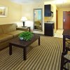 Отель Holiday Inn Express & Suites Carthage, an IHG Hotel, фото 20