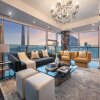 Отель Stallion Suites Opp CN Tower & Scotiabank Arena, фото 13