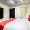 Отель OYO 45589 Hotel Captain Inn, фото 2