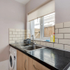 Отель The Oxford Abode - 3-bedroom House - Large Garden, фото 10