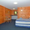 Отель Leith Valley Holiday Park & Motels, фото 3