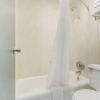 Отель Quality Inn & Suites, фото 23
