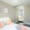 Отель Comfy Bright 5 Brighton Beach Doorstep Retreat, фото 5