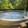 Отель Serene 'mountain Mist' Retreat w/ Deck & Hot Tub!, фото 18