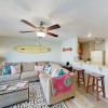 Отель New Listing! Updated : Pool, 1 Block To Beach 2 Bedroom Condo, фото 17