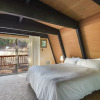 Отель Cozy Mountain View A-frame, фото 5