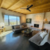 Отель Verdin's Nest - Romantic Retreat W/ Hot Tub Under The Stars! 1 Bedroom Home by RedAwning, фото 3