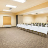 Отель Ramada Tropics Resort & Conf Center by Wyndham Des Moines, фото 15