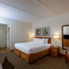 Отель La Quinta Inn & Suites by Wyndham Jacksonville Mandarin, фото 6