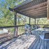 Отель Canyon Lake Hideaway w/ Fire Pit & Hot Tub!, фото 8