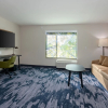 Отель Fairfield Inn & Suites Canton Riverstone Parkway, фото 11