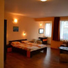 Отель Demirevi Guest Rooms, фото 1