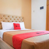 Отель Reddoorz Syariah @ Buduran Sidoarjo, фото 4