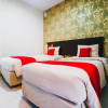 Отель Reddoorz Plus near Mall Ratu Indah 2, фото 17