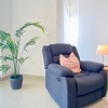 Отель Ls32 - Bright 1br in Lake Side Tower D, фото 10