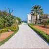 Отель Beachfront Villa w Private Heated Pool Jacuzzi, фото 1
