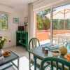 Отель Résidence Lagrange Vacances Le Domaine des Grands Pins, фото 5