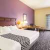 Отель La Quinta Inn & Suites by Wyndham Bowling Green, фото 6